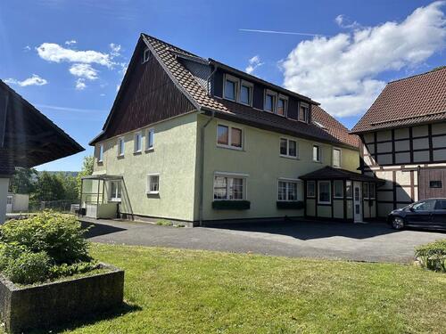 Foto - Vielseitige Immobilie - Wohnhaus & ehemalige Pension auf großem Areal!