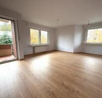 Komplett renoviert: 2 ZKB 55qm Balkon EBK zentral Bad Oeynhausen