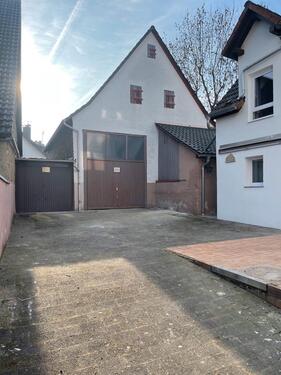 Foto - Mehrfamilienhaus, Wohnhaus in Kirchheim am Neckar zum Kaufen