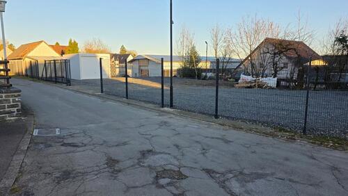 Foto - Außenstellplatz Videoüberwacht und Beleuchtet