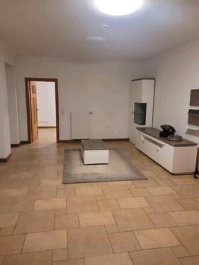 Foto - 3 ZKB Wohnung; EG; EBK; Terasse; Garten; Kellerraum; Carport;