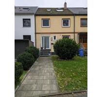 Charmantes Reihenhaus in Rottendorf am Waldrand