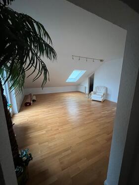 Foto - 2.5 Zimmer Dachgeschoßwohnung zur Miete in Baden-Baden