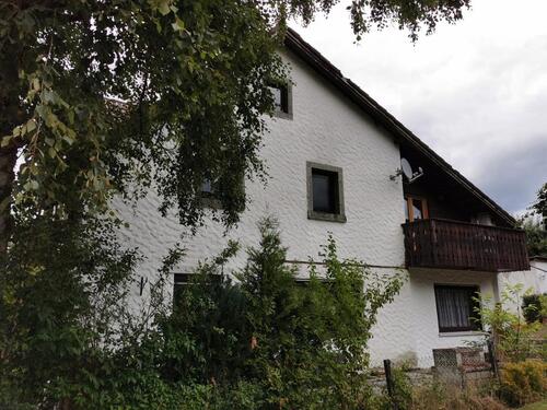 Foto - GefreesLkrs Bayreuth Einfamilienhaus mit Garten und Garage
