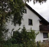 GefreesLkrs Bayreuth Einfamilienhaus mit Garten und Garage