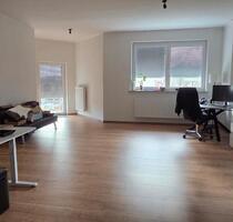 Büro-, Praxis- oder Gewerbefläche im Erdgeschoß in Tauperlitz - Döhlau