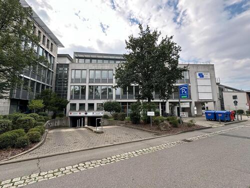 Foto - Große Tiefgaragen-Stellplätze am Waldschlösschen!