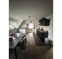 Moderne helle Wohnung im 2. OG Dachgeschosscharakter in Fehrbach - Pirmasens