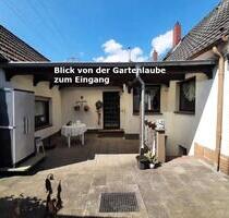 Duisburg Neumühl - Nähe OB, 105 m² Wohnfläche, erschlossenes Bau-