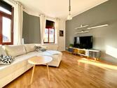 Foto - Freundliche und zentrale Altbauwohnung - hell, modern, möbliert