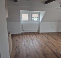 Dachgeschosswohnung Loft - 550,00&nbsp;EUR Kaltmiete, ca.&nbsp; 40,00&nbsp;m&sup2; in Wetzlar (PLZ: 35576) Altenberger Straße