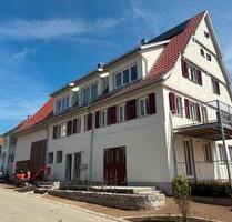 Neu sanierte Dachgeschosswohnung mit Charme in Grabenstetten