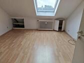 Foto - 2.5 Zimmer Dachgeschoßwohnung zur Miete in Frankfurt am Main