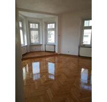 4 Zimmerwohnung zu Vermieten - 750,00&nbsp;EUR Kaltmiete, ca.&nbsp; 90,00&nbsp;m&sup2; in Lößnitz (PLZ: 08294)