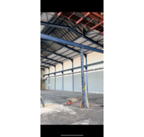 Lagerhalle (558 m²) mit Büro und WC in Krefeld