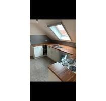 Dachwohnung 55 qm - 385,00&nbsp;EUR Kaltmiete, ca.&nbsp; 55,00&nbsp;m&sup2; in Hohenroth (PLZ: 97618)