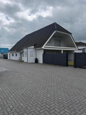 Foto - Haus zu verkaufen - 600.000,00&nbsp;EUR Kaufpreis, ca.&nbsp; 220,00&nbsp;m&sup2;