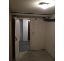 Warmer und trockener Keller als Lagerfläche Buchhaltung - Neu Wulmstorf