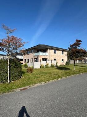 Foto - Neuwertige helle Erdgeschoß 4-Zimmerwohnung im Zweifamilienhaus