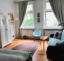 Stilvolle Altabauwohnung in Weserstr - Berlin Neukölln