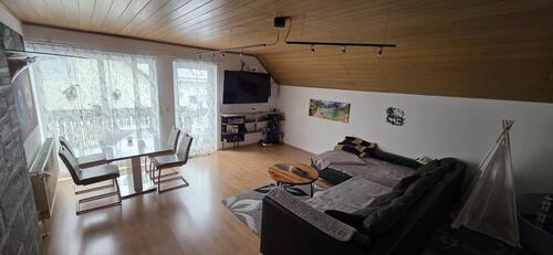 Foto - schöne, helle DG-Wohnung zu vermieten