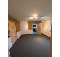 Gewerbeeinheit, Büro, Praxen, Gewerbehof, Handwerker, Stellplatz - Kiel Russee