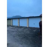 Einzelgarage mit elektrischem Tor zu vermieten in Geislingen - Geislingen an der Steige