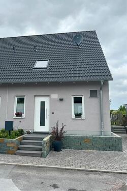 Foto - gepflegte DHH in Werl-Holtum KfW55 mit freiem Weitblick