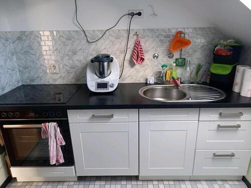 Foto - 3 Zimmer Dachgeschoss Wohnung - 995,00&nbsp;EUR Kaltmiete, ca.&nbsp; 69,00&nbsp;m&sup2;