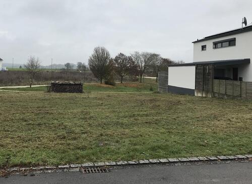 Foto - Bauplatz ohne Bauzwang, voll erschlossen