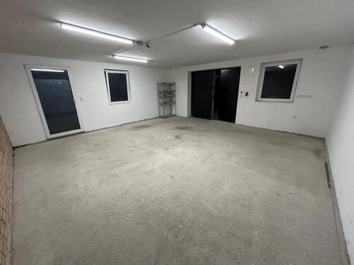 Foto - Garage Halle Winterlager - 150,00 EUR Miete,