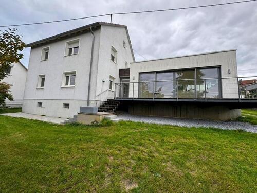 Foto - FREE STANDING HOUSE! w kitchen, 4 parking spaces & XXL terrace - 11 Minutes to Clay Kaserne