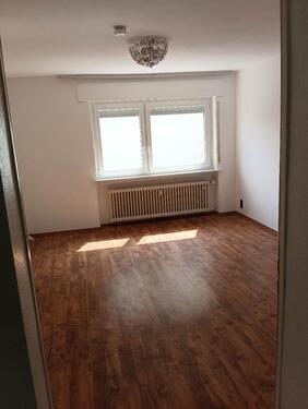 Foto - Helles Wg-Zimmer 4 Minuten zur Okarben S-Bahn-Haltestelle