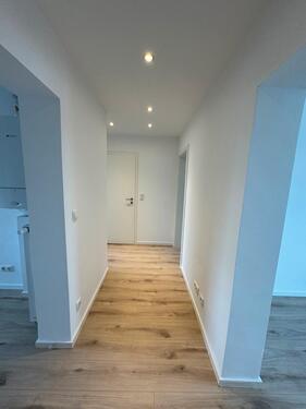 Foto - Kernsanierte 3-Zimmer-Wohnung Köln Niehl