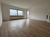 Foto - 3-Zimmer Wohnung mit Balkon und EBK - Beste Lage für Pendler