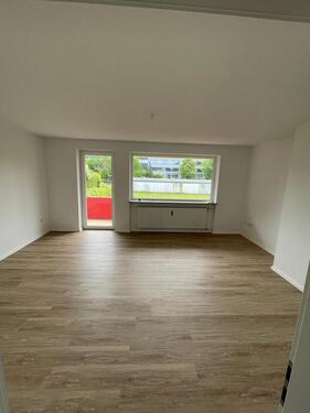 Foto - 37qm 1-Zimmer Wohnung komplett renoviert, ab sofort verfügbar