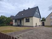 Foto - Einfamilienhaus zu vermieten - 1.350,00&nbsp;EUR Kaltmiete, ca.&nbsp; 140,00&nbsp;m&sup2;