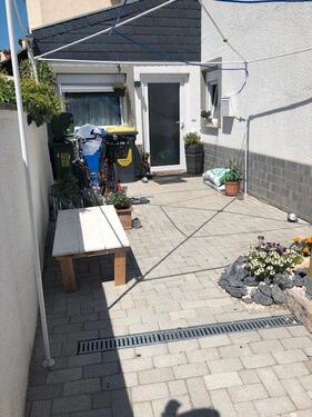 Foto - 3 ZKB, moderne EG-Wohnung, große Terrasse, eigene PV-Anlage