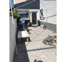 3 ZKB, moderne EG-Wohnung, große Terrasse, eigene PV-Anlage - Mettenheim