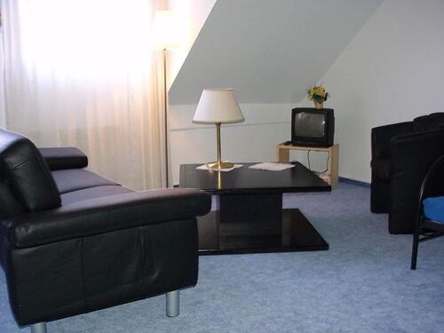 Foto - 40599 Düsseldorf HasselsBenrath, ruhige DG-Wohnung zu verkaufen