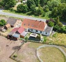 Resthof mit Weidefläche und Nebengebäuden ohne Makler - Wagenfeld
