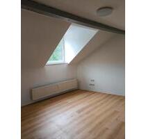 Dachwohnung ganze Etage 4 Zimmer Bad Frankenhausen Warmmiete 800€ - Bad Frankenhausen/Kyffhäuser