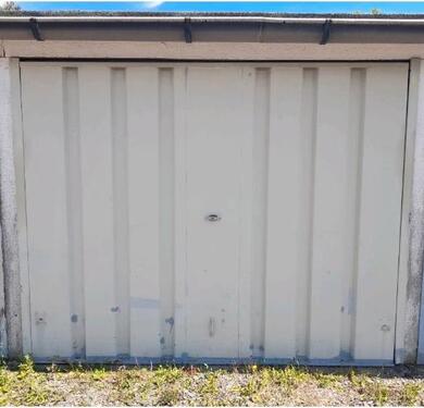 Foto - Garage in Lusan zu vermieten - 65,00&nbsp;EUR Miete,