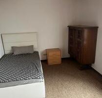 WG Zimmer zu vermieten - 250,00 EUR Kaltmiete, ca. 20,00 m² in Hermeskeil (PLZ: 54411) WG Zimmer zu vermieten - 250,00 EUR Kaltmiete, ca. 20,00 m² in Hermeskeil (PLZ: 54411)