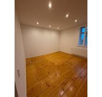 Charmante Wohnung - 850,00&nbsp;EUR Kaltmiete, ca.&nbsp; 80,00&nbsp;m&sup2; in Beverungen (PLZ: 37688)