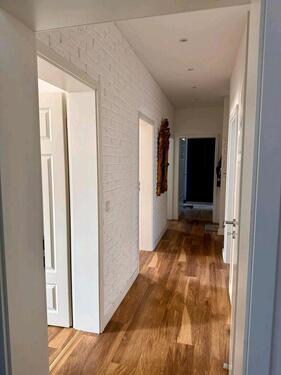 Foto - 4 Zimmer Wohnung in Barmen - 850,00&nbsp;EUR Kaltmiete, ca.&nbsp; 100,00&nbsp;m&sup2;