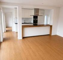 Moderne 3 Zimmer Wohnung mit großem Garten in Langenhagen Moderne 3 Zimmer Wohnung mit großem Garten in Langenhagen