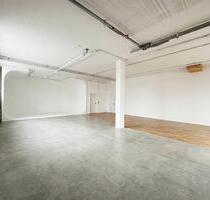 Helle Werkstatt oder Fotostudio in Top-Lage Fellbach – 245 m²