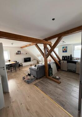 Foto - Schöne helle Dachgeschosswohnung zu vermieten ab 01.07.