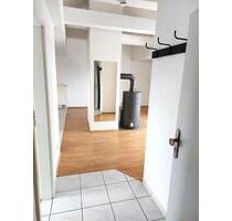 2 Zimmer DG-WHG mit großer Terrasse & Schwedenofen in Nürnberg